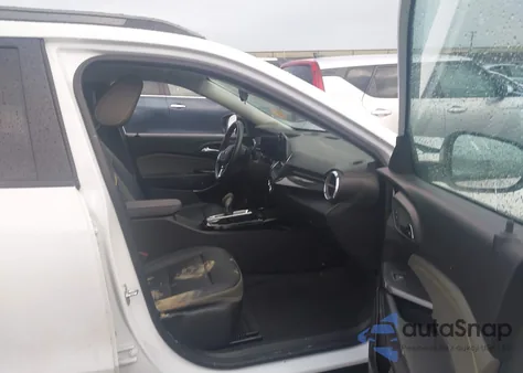 2025 Chevrolet Trax Fwd Activ z USA, uszkodzony, nr VIN KL77LKEPXSC011447